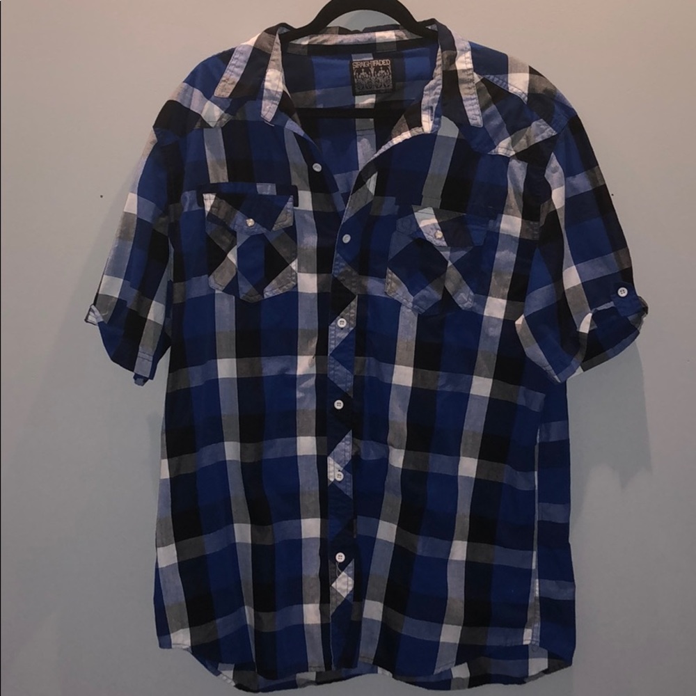 Short sleeve button up